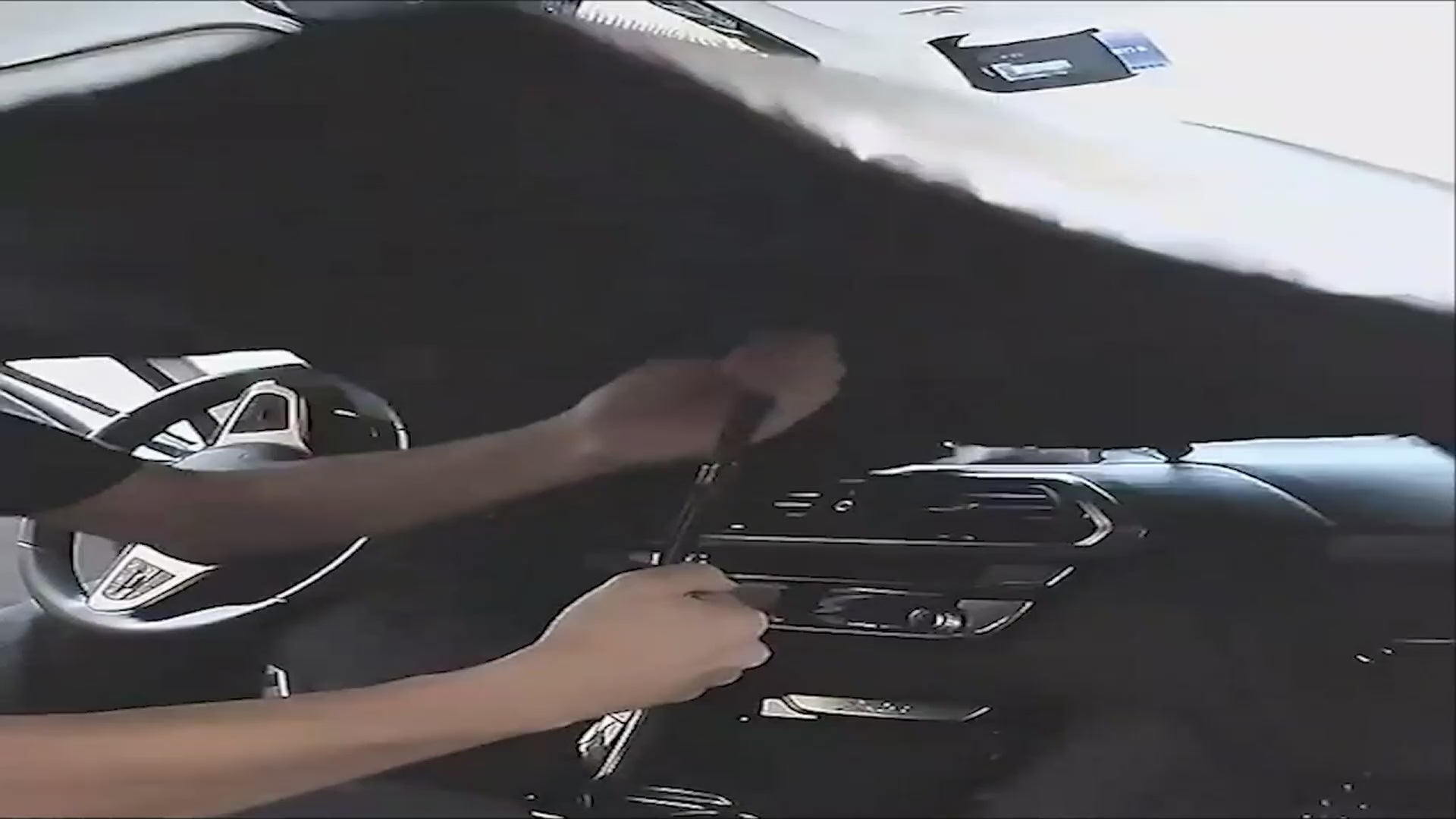 Şemsiye Ön Cam Gölgelik - Pratik Koruma, Aracınız Hep Serin!